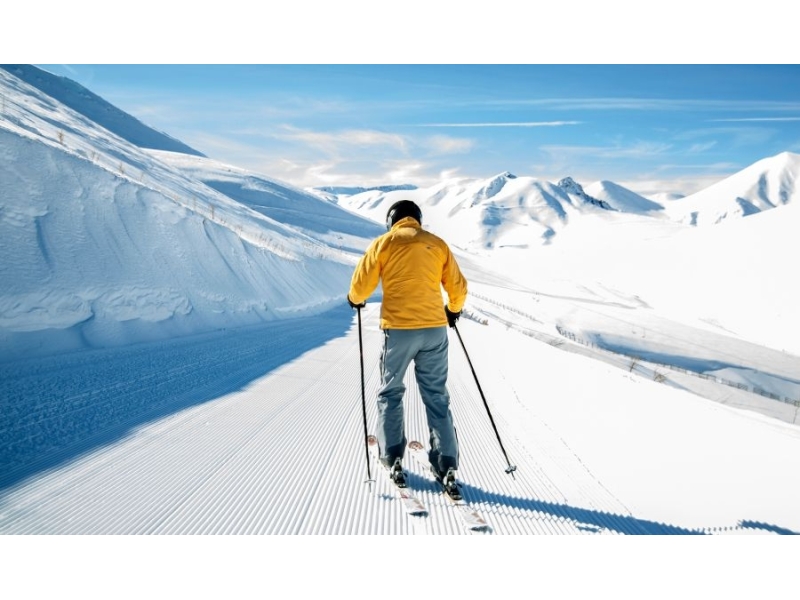 Narty czy Snowboard? Co wybrać i która dyscyplina jest ła